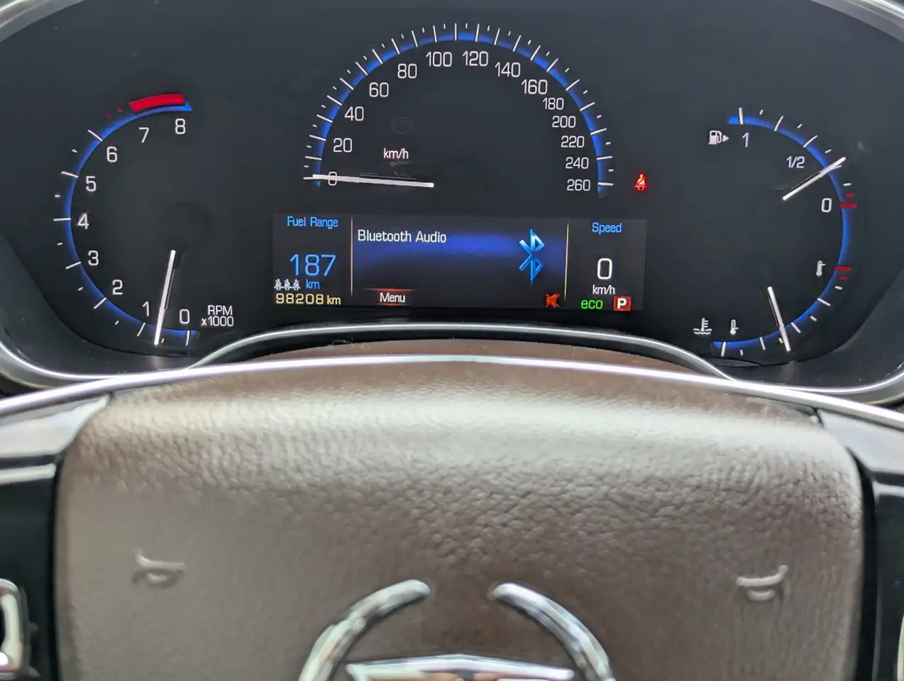 Cadillac SRX снимка Cadillac SRX