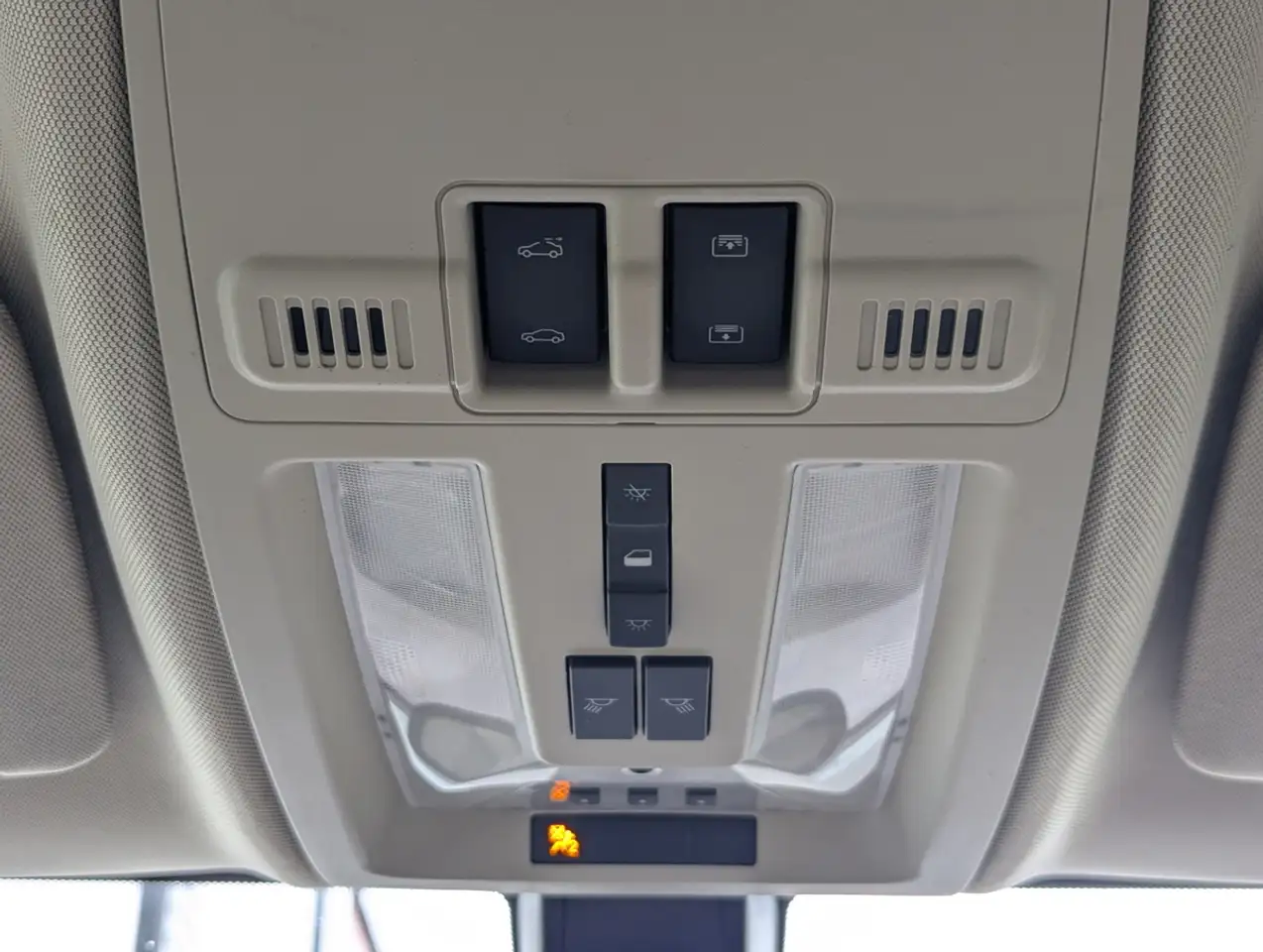 Cadillac SRX снимка Cadillac SRX