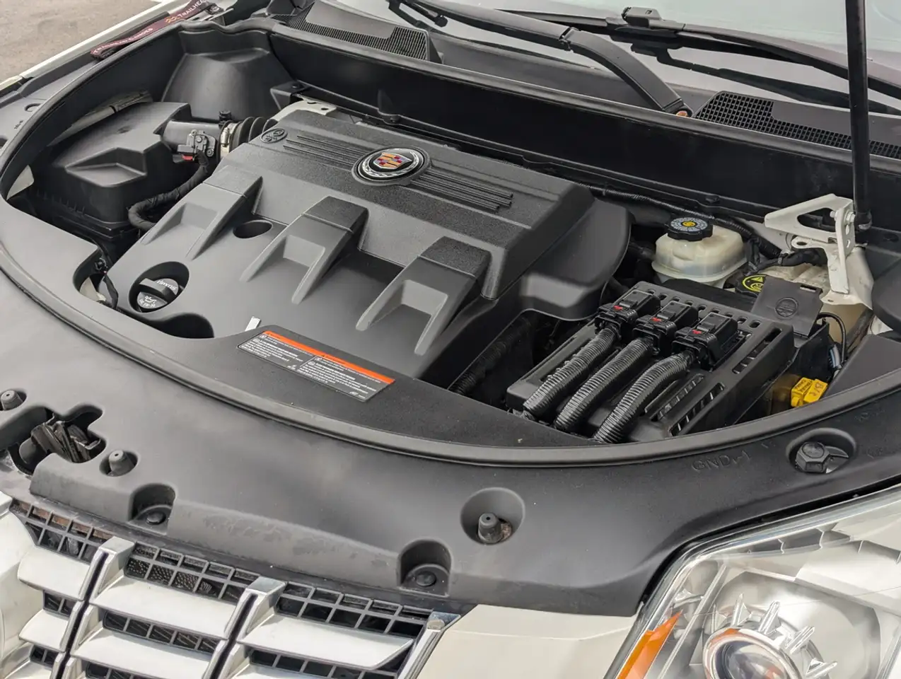 Cadillac SRX снимка Cadillac SRX