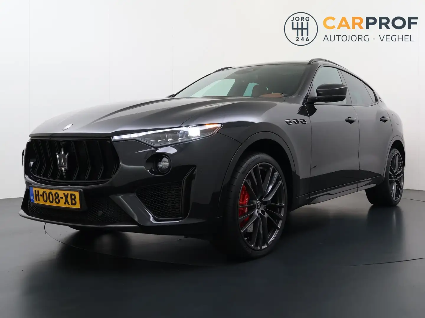 Maserati Levante 3.8 V8 Launch Edition 589 K !!  |  Panoramadak | Zwart - 1