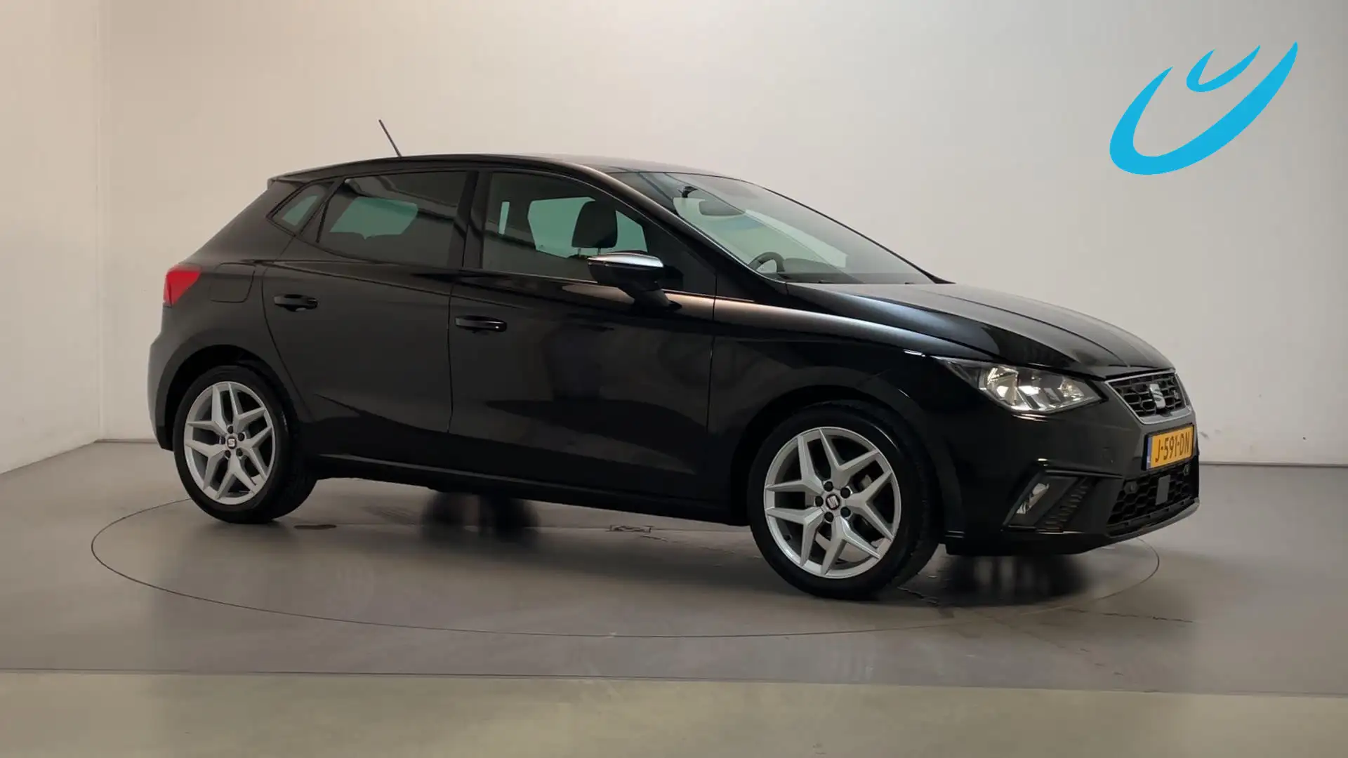 SEAT Ibiza 1.0 TSI FR Business Intense Leder/Alcantara Camera Zwart - 1