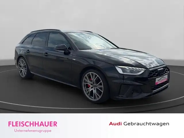Audi A4 view 9