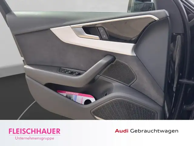 Audi A4 view 13