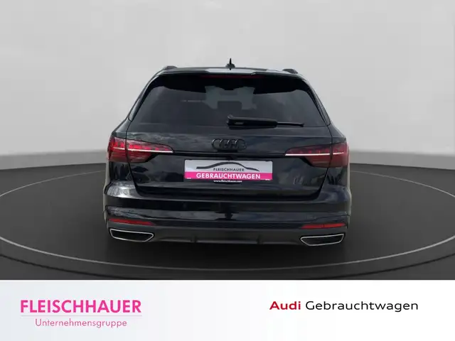 Audi A4 view 6
