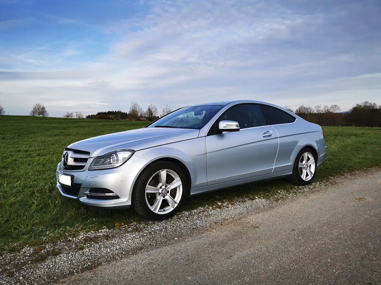 Mercedes-Benz C 220 CDI DPF Coupe (BlueEFFICIENCY) 7G-TRONIC Silber - 1