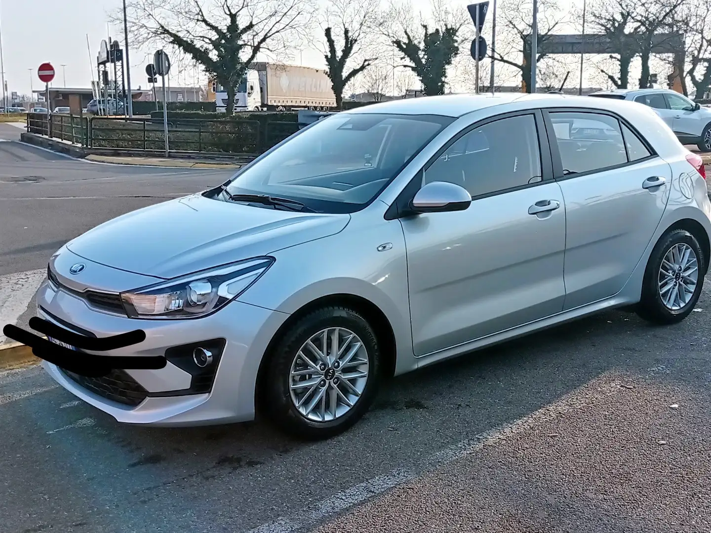 Kia Rio Rio IV 2021 1.0 t-gdi mhev Style 100cv imt Argento - 1