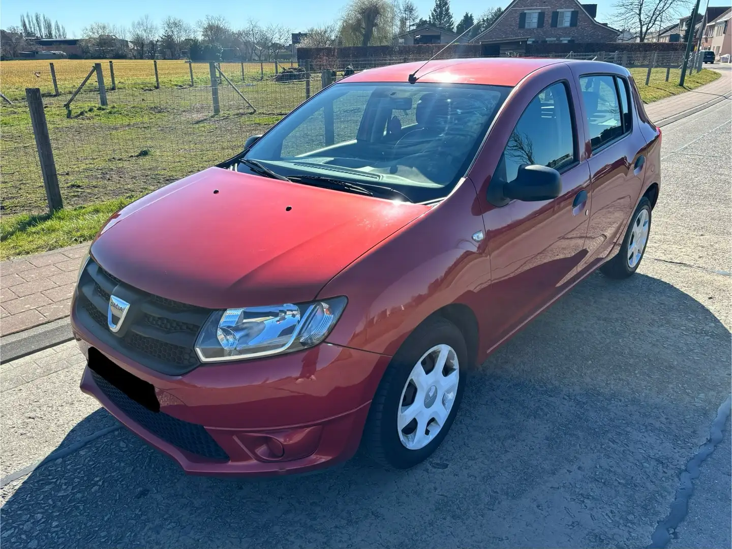 Dacia Sandero 1.2i Airco Rood - 1