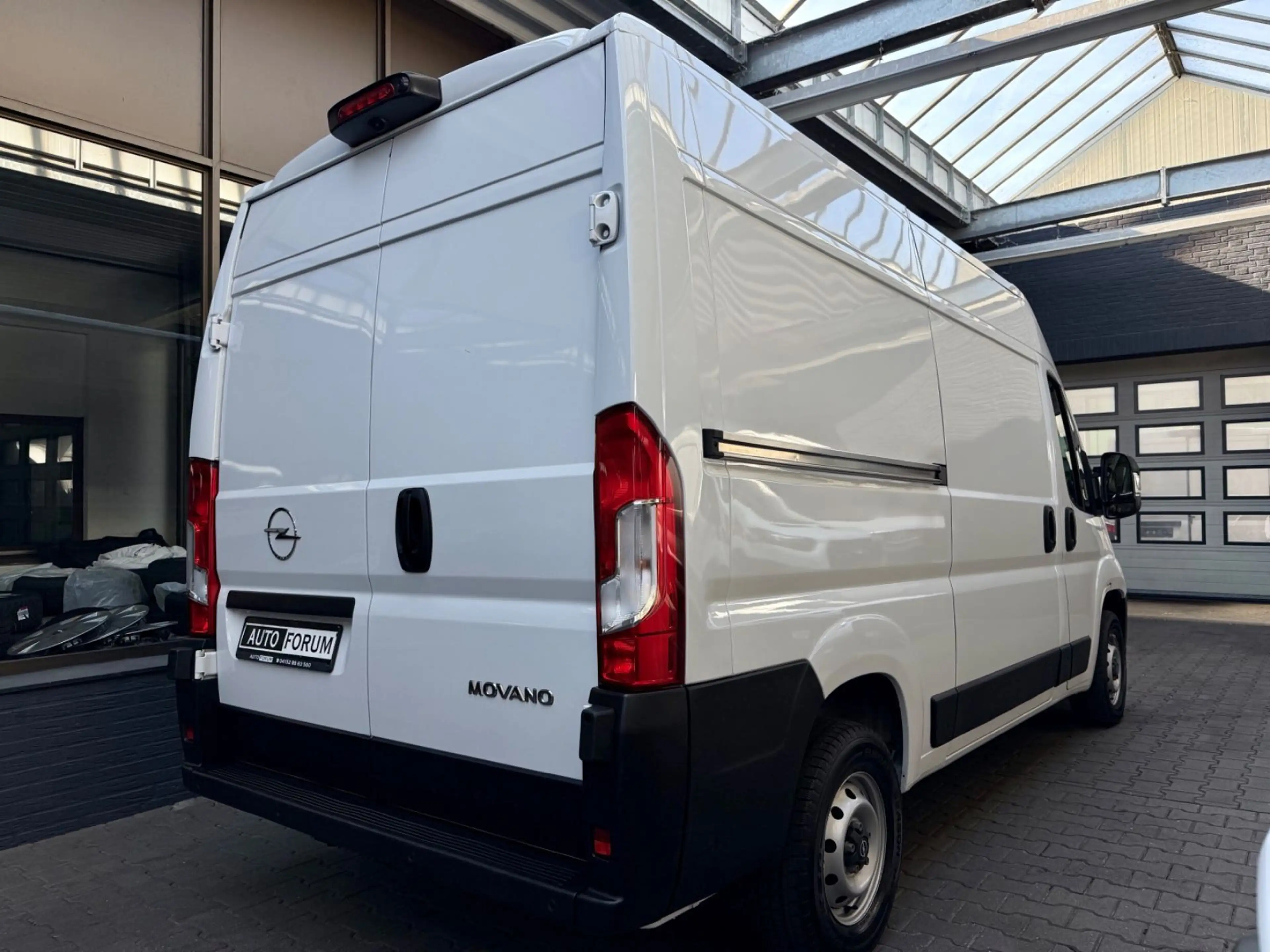 Opel Movano 2.2 D L2H2 3,3t KAMERA TEMPOMAT PDC 1HAND — photo 13