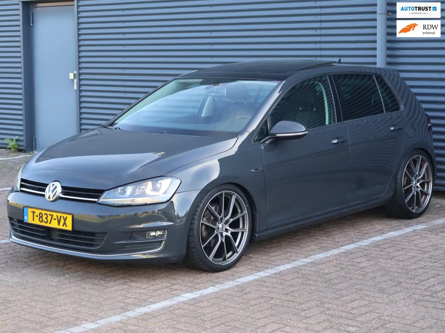 Volkswagen Golf 1.4 TSI Highline|Pano|Cam|Cruise|Nav|Climate|Deale Grau - 1