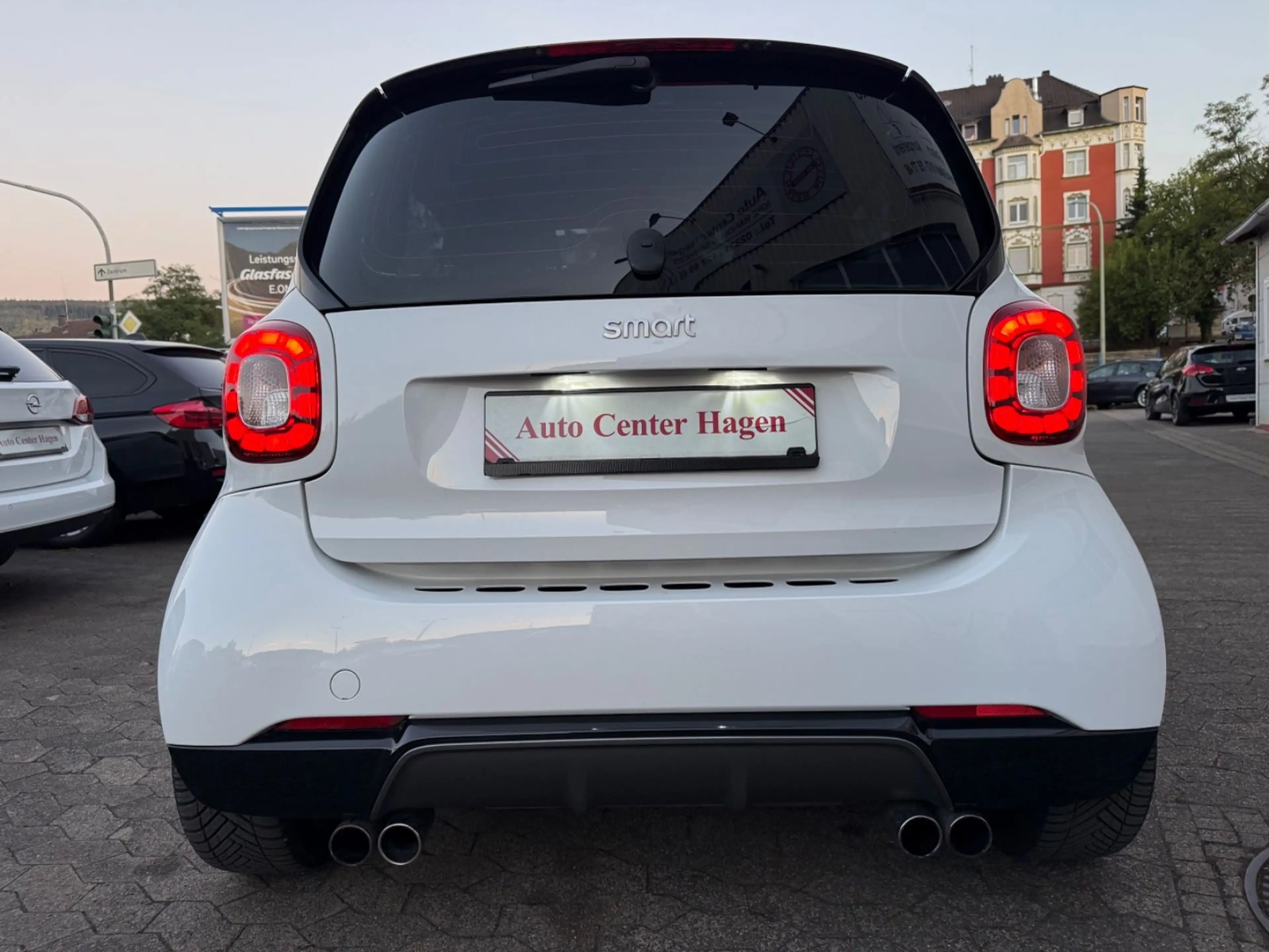 smart forTwo BRABUS 1,0 52kW 71PS/PANO/JBL/LED/Klima — photo 12