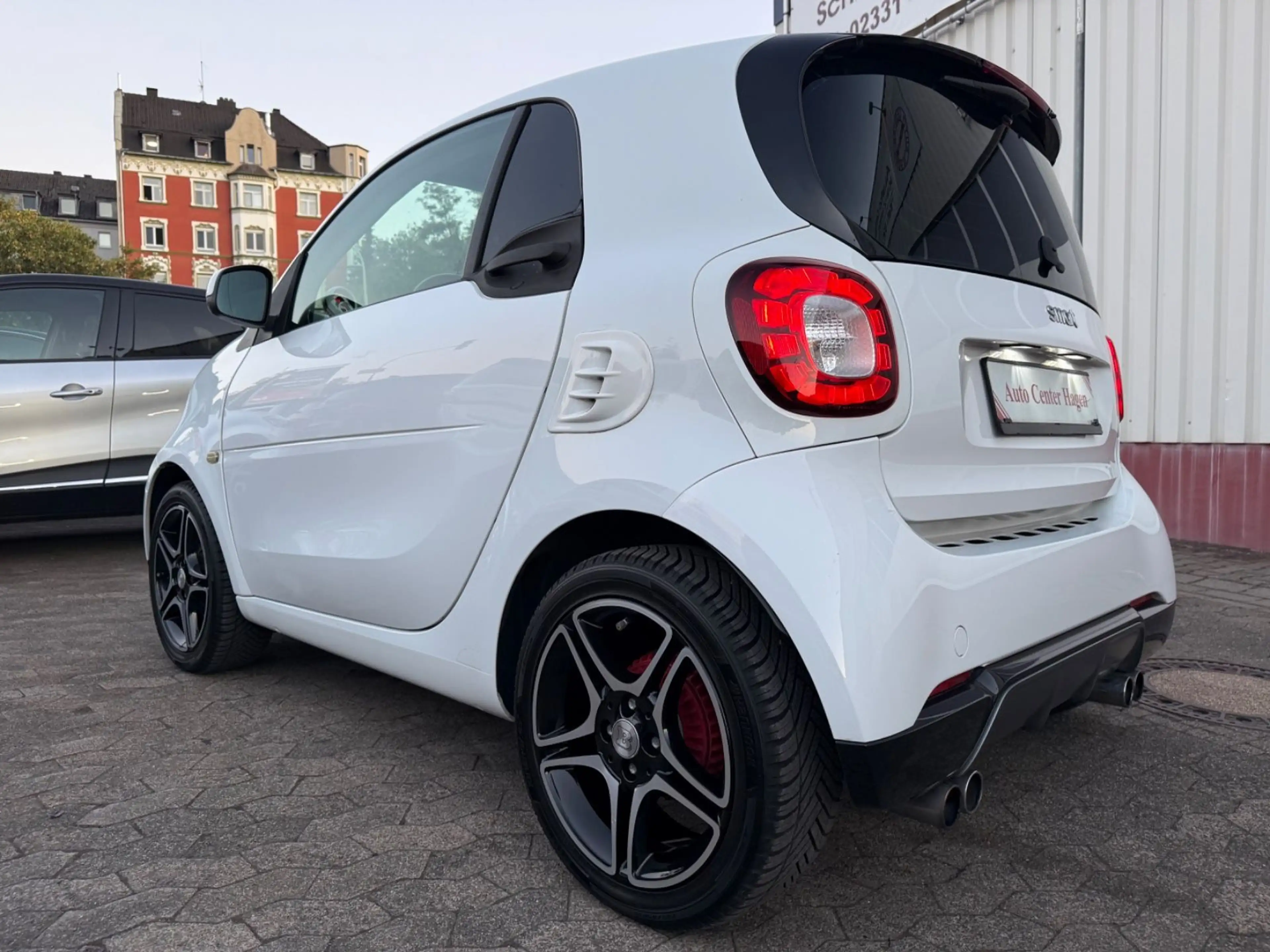 smart forTwo BRABUS 1,0 52kW 71PS/PANO/JBL/LED/Klima — photo 13