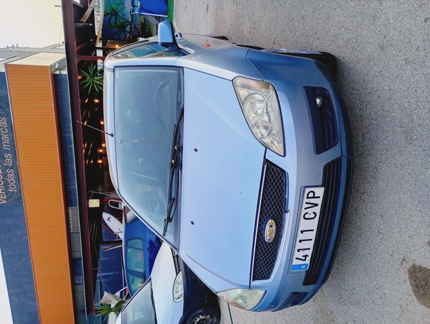 Ford Focus C-Max 1.6TDci Ghia 109 Серый - 1