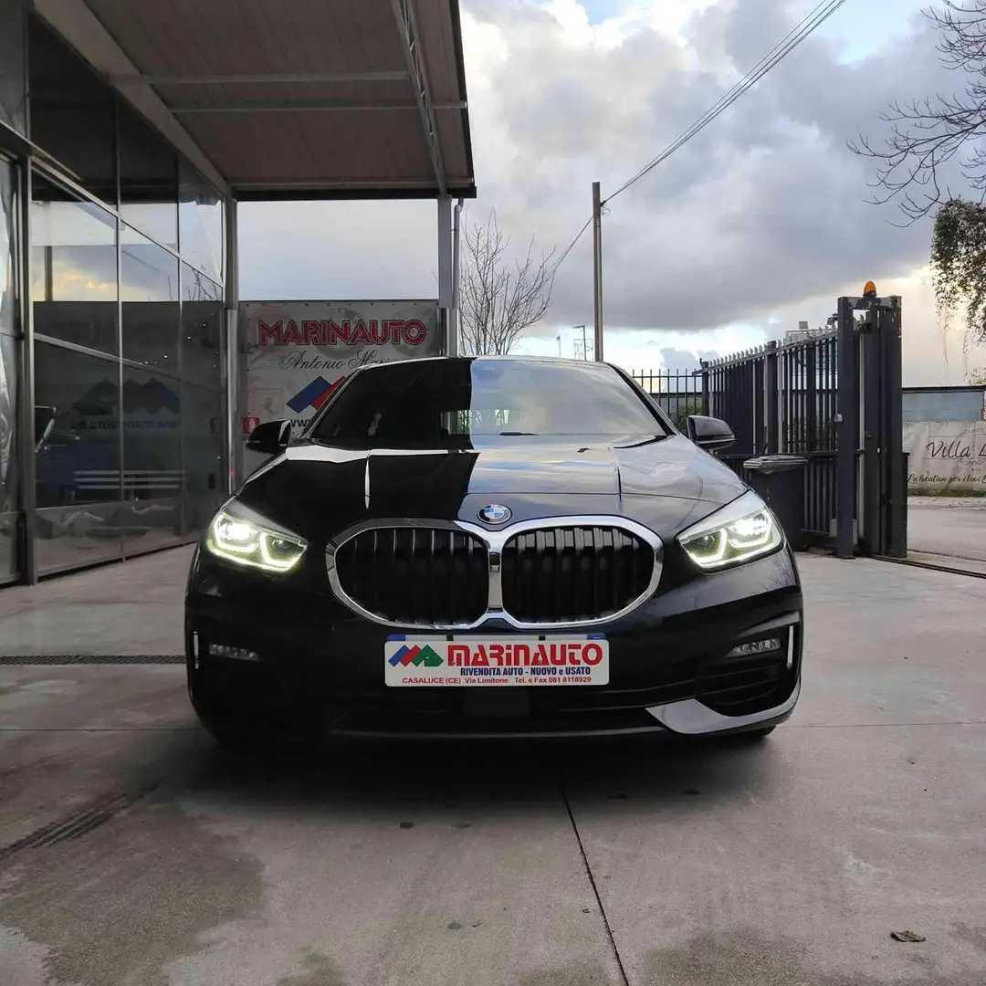 BMW 116 d 5p.Business Design Negro - 2