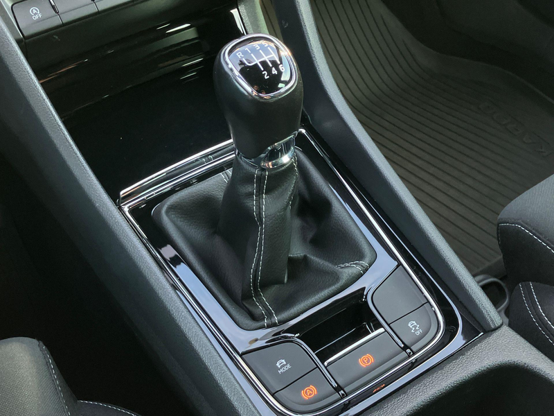 Skoda Karoq 1.5TSI/150PK ACT Sportline Business · Trekhaak · C — photo 15