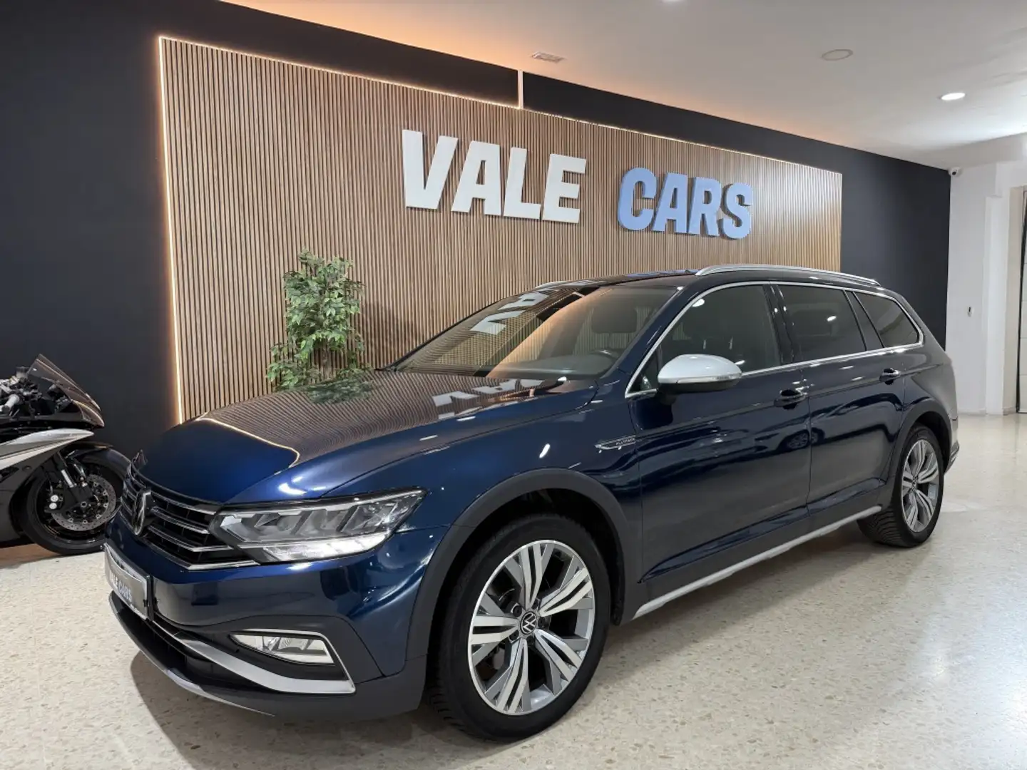 Volkswagen Passat Alltrack 2.0TDI 4Motion DSG 147kW Azul - 1