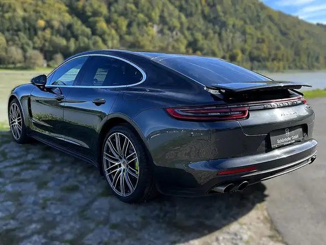 Porsche Panamera 4 E-Hybrid PHEV Aut. Ansicht 6