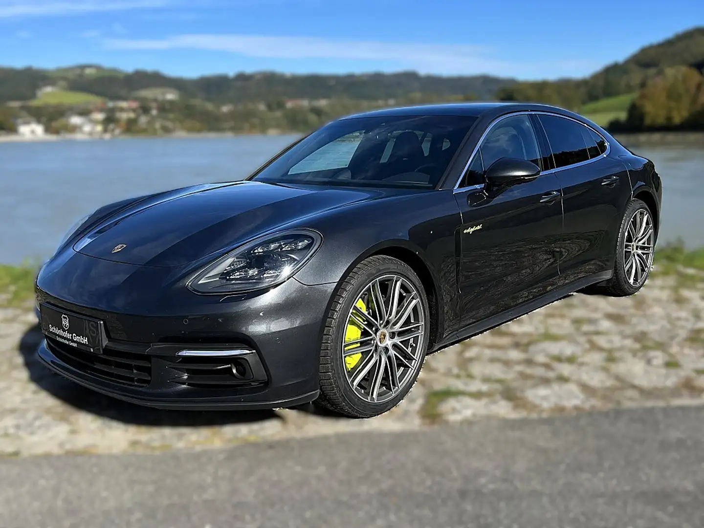 Porsche Panamera 4 E-Hybrid PHEV Aut. Grau - 1