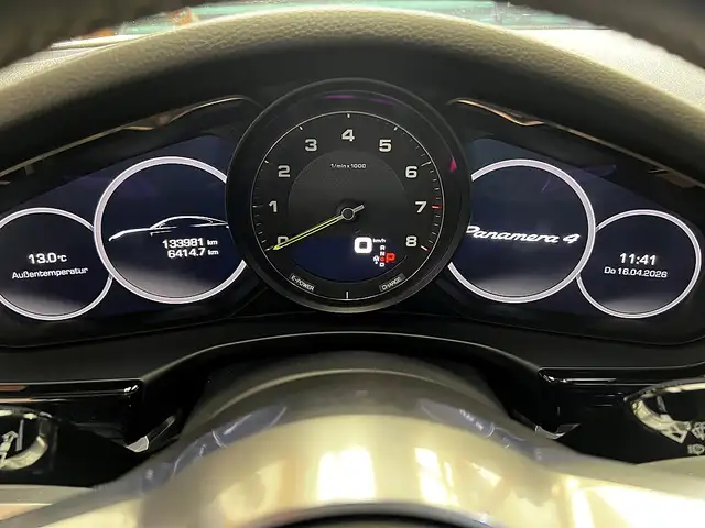 Porsche Panamera 4 E-Hybrid PHEV Aut. Ansicht 8
