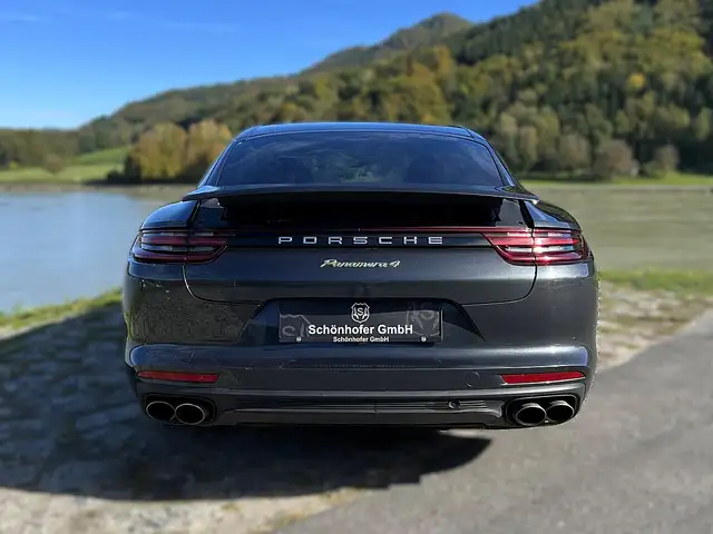 Porsche Panamera 4 E-Hybrid PHEV Aut. Ansicht 5