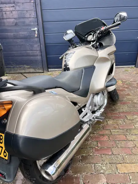 Honda NT 700 V Deauville - foto 3