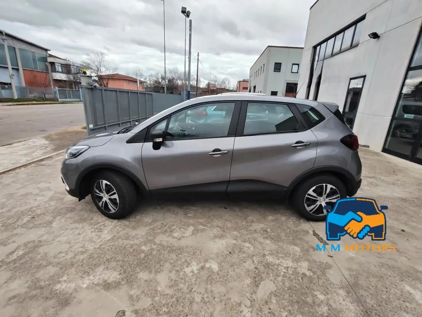 Renault Captur 0.9 tce Life 90cv my18 Gris - 2