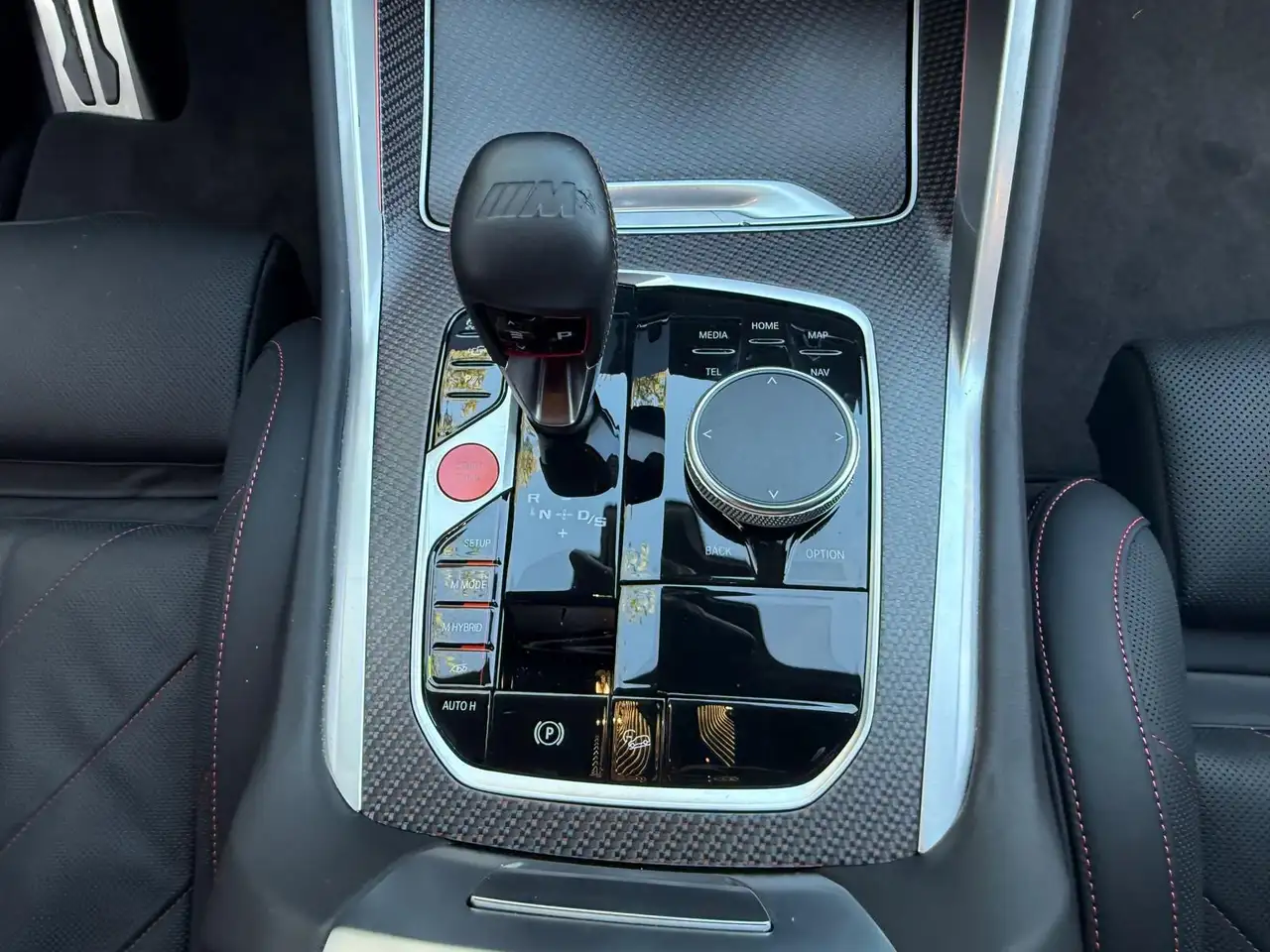 BMW XM RED Label – Foto 10