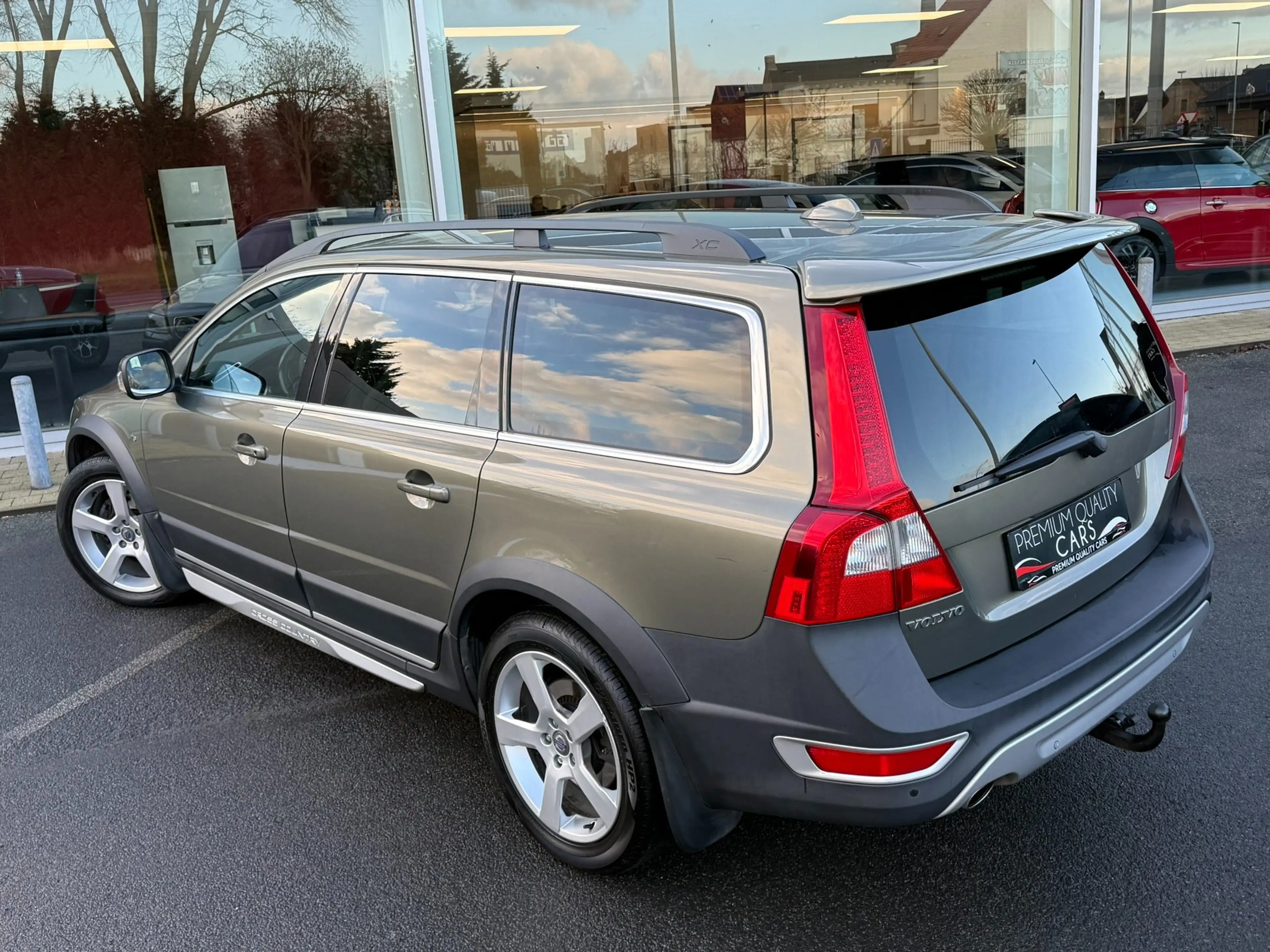 Volvo XC70 T6 / NAVI / LEDER / TREKHAAK / ZETELVERWARMING / — photo 9