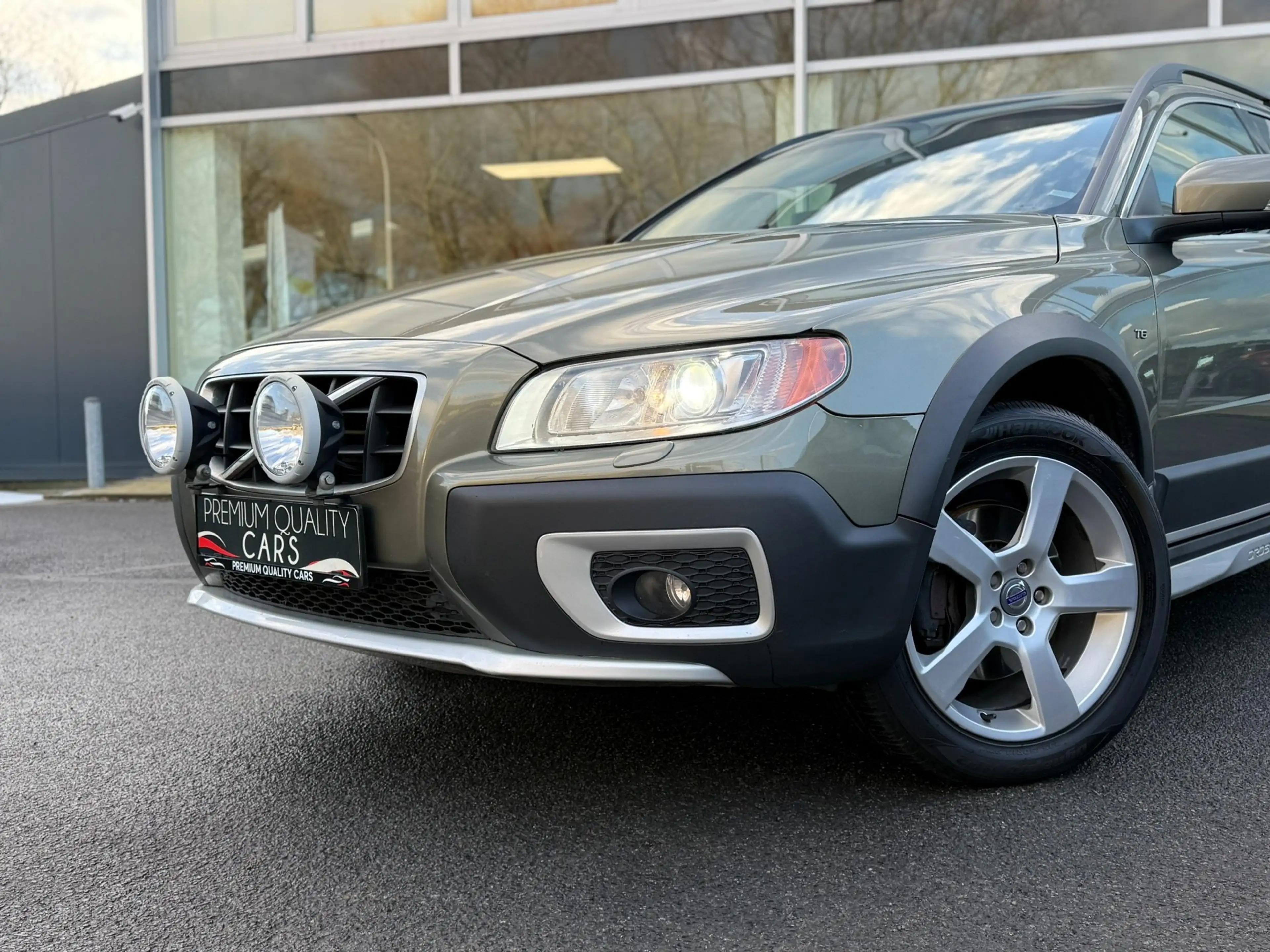 Volvo XC70 T6 / NAVI / LEDER / TREKHAAK / ZETELVERWARMING / — photo 3