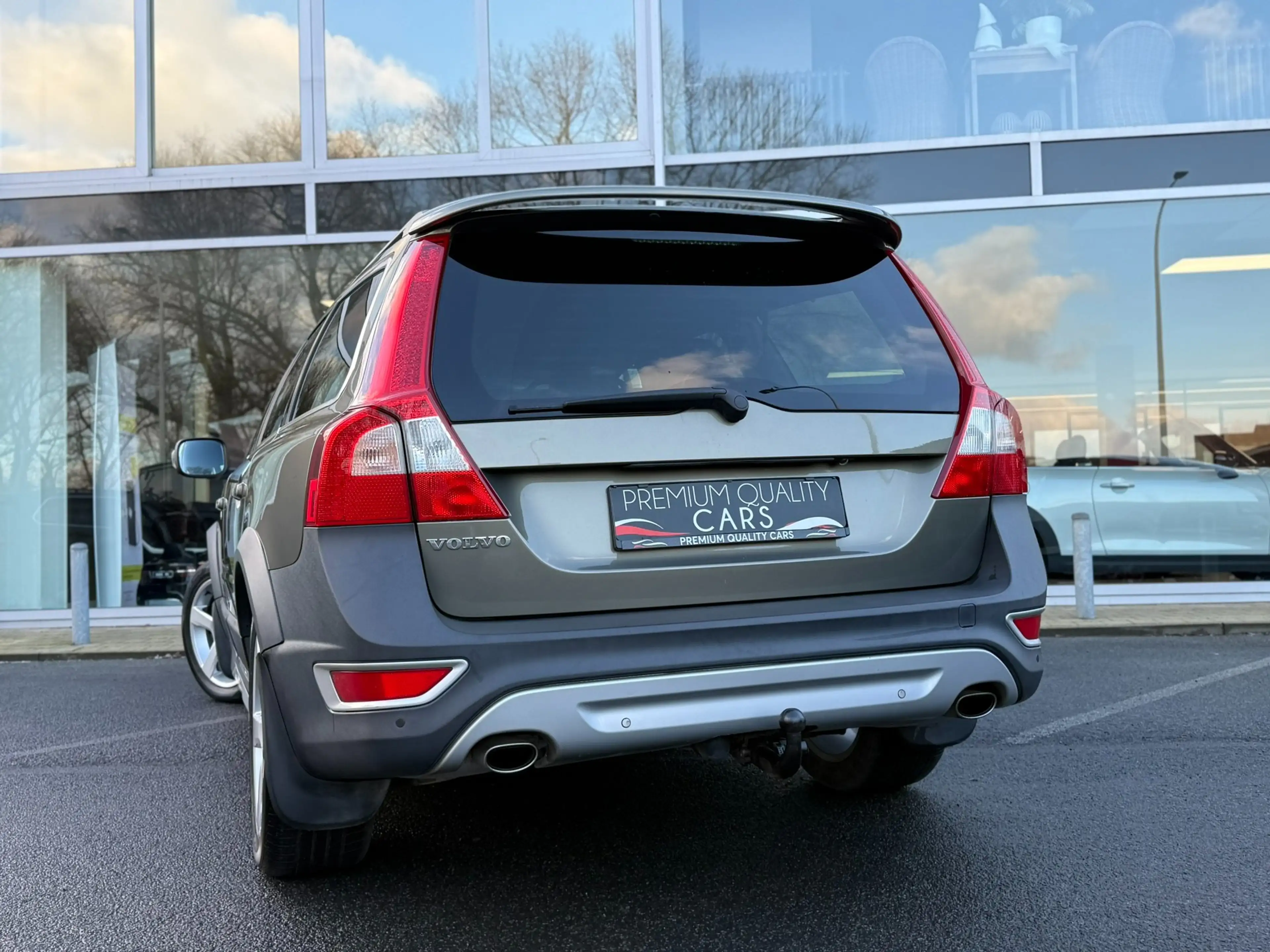 Volvo XC70 T6 / NAVI / LEDER / TREKHAAK / ZETELVERWARMING / — photo 10