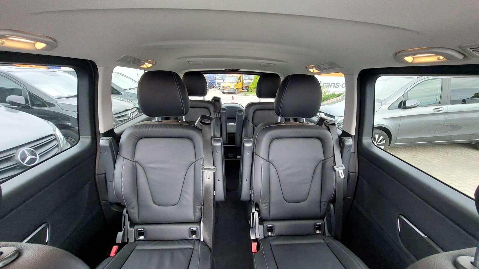 Mercedes-Benz V 250