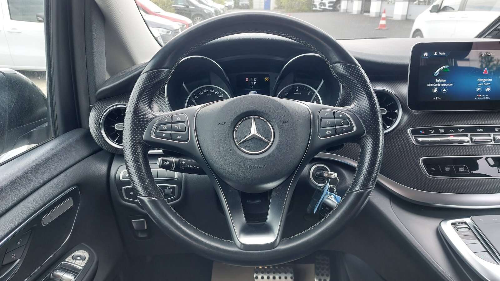 Mercedes-Benz V 250