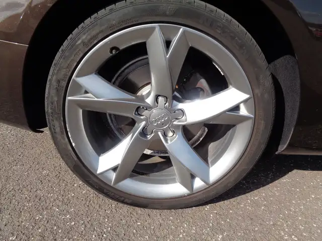 Audi A5 view 14