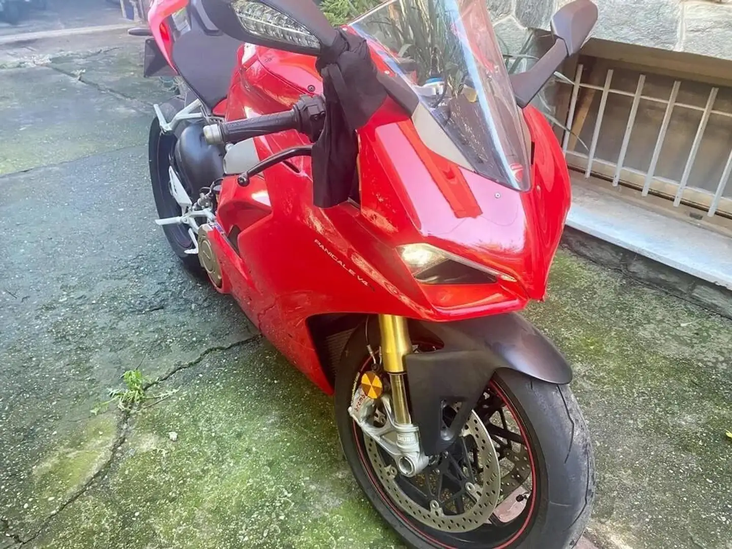 Ducati Panigale V4 S Kırmızı - 2