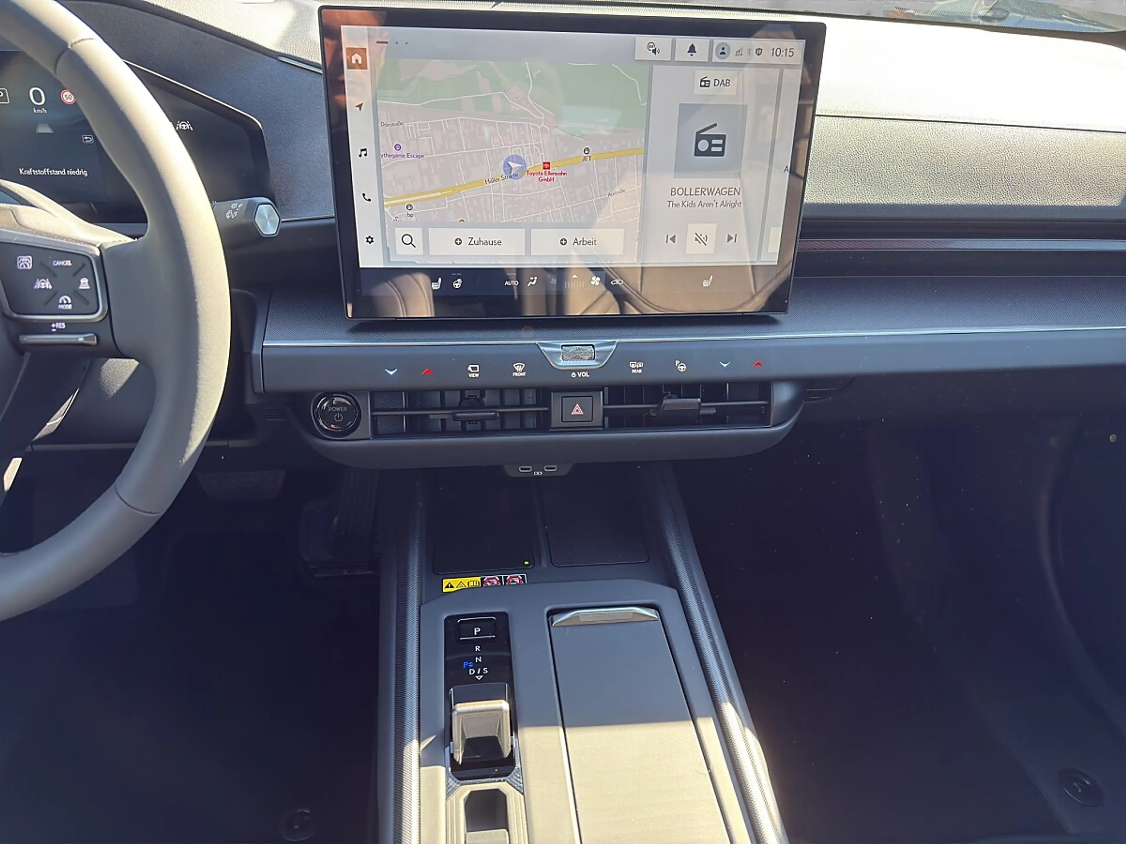 Lexus ES 300 h AWD Executive Aut. — photo 13