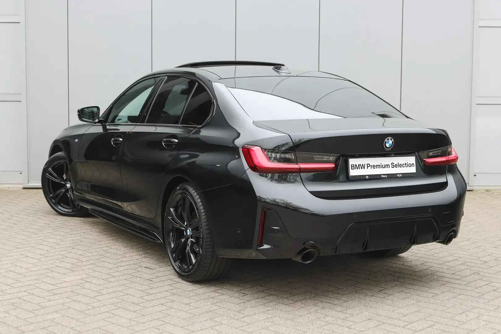 BMW 318 3 Serie 318i M Sport Automaat / M-Performance / Sp Noir - 2