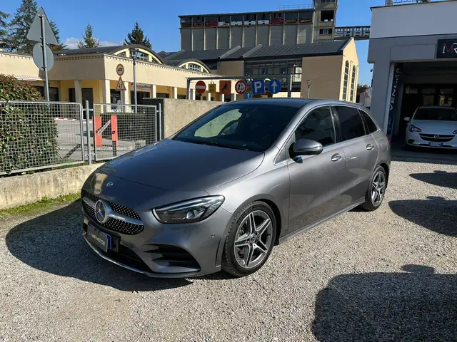 Mercedes-Benz B 200 B 200 d Automatic Premium