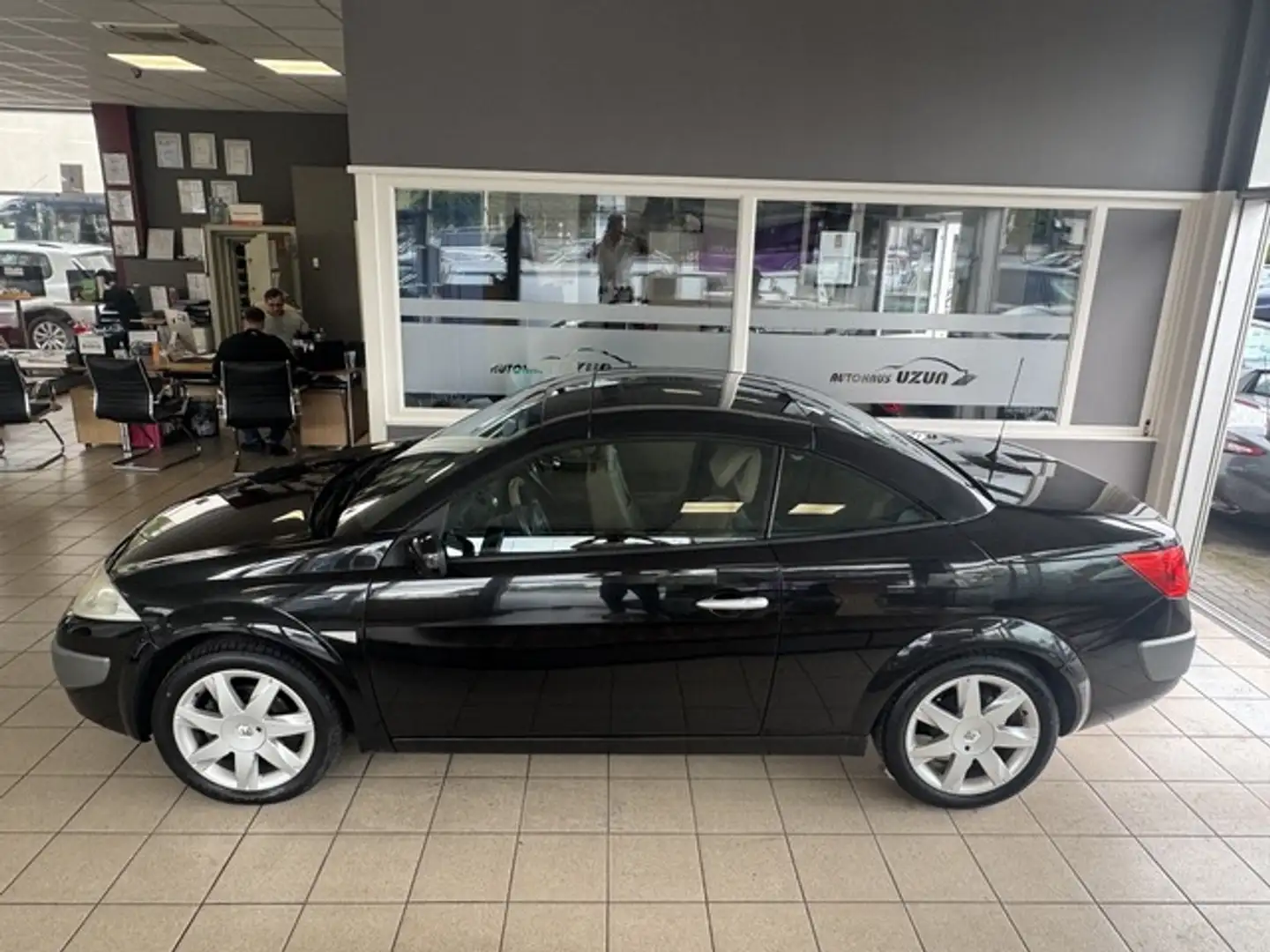 Renault Megane II Coupe/Cabrio Privilege Pano TÜV-08-27 Schwarz - 1