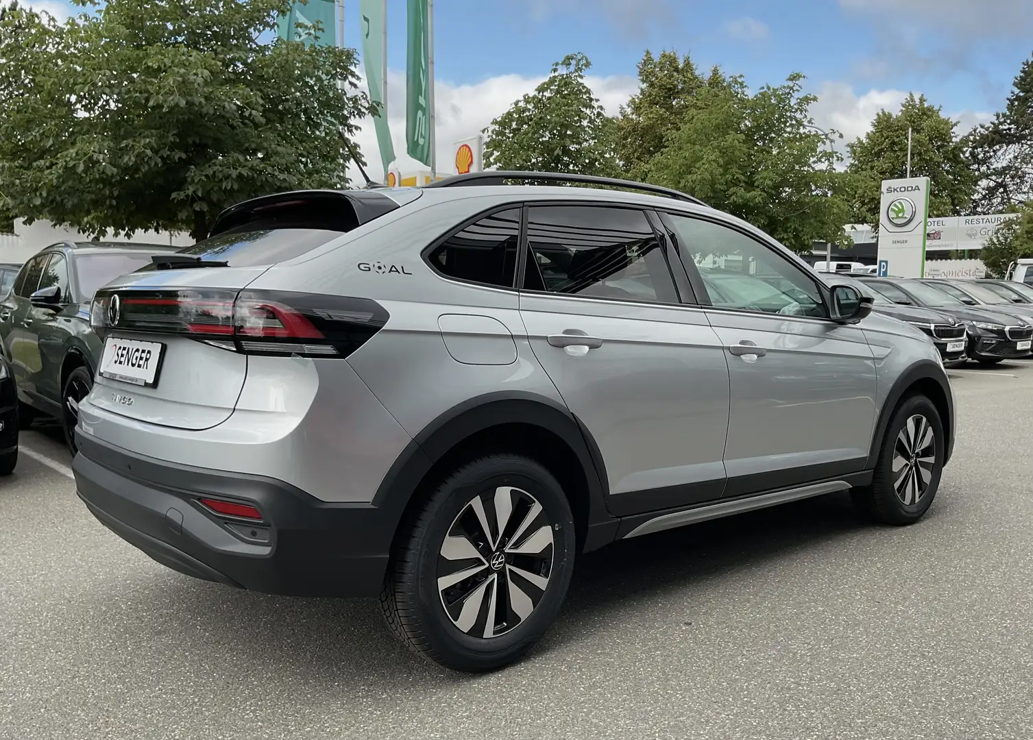 Volkswagen Taigo GOAL 1,0 l TSI Multifunktionskamera Klima Silber - 2