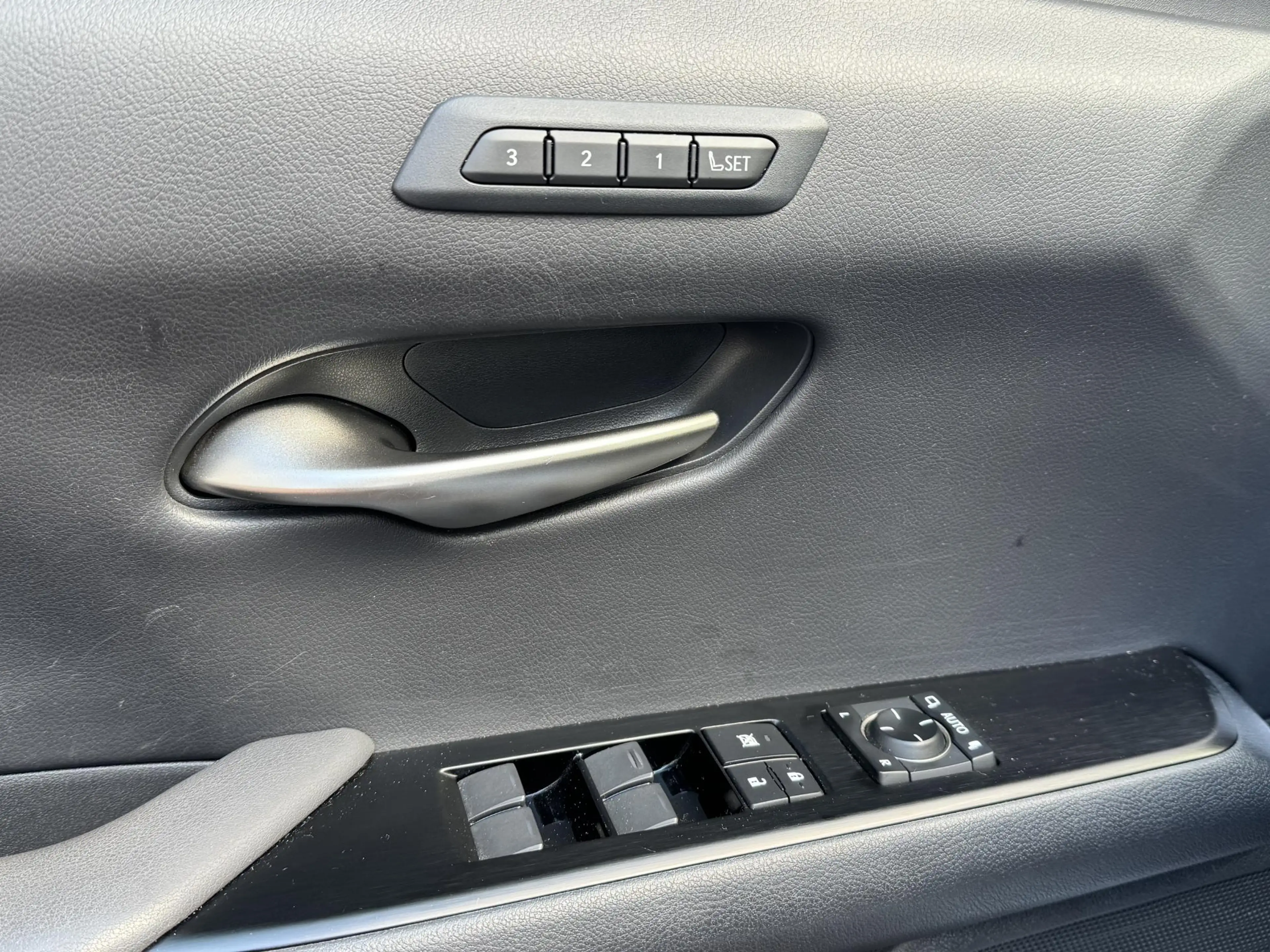 Lexus UX 250h AWD F-Sport Full Option Trekhaak HUD — photo 12