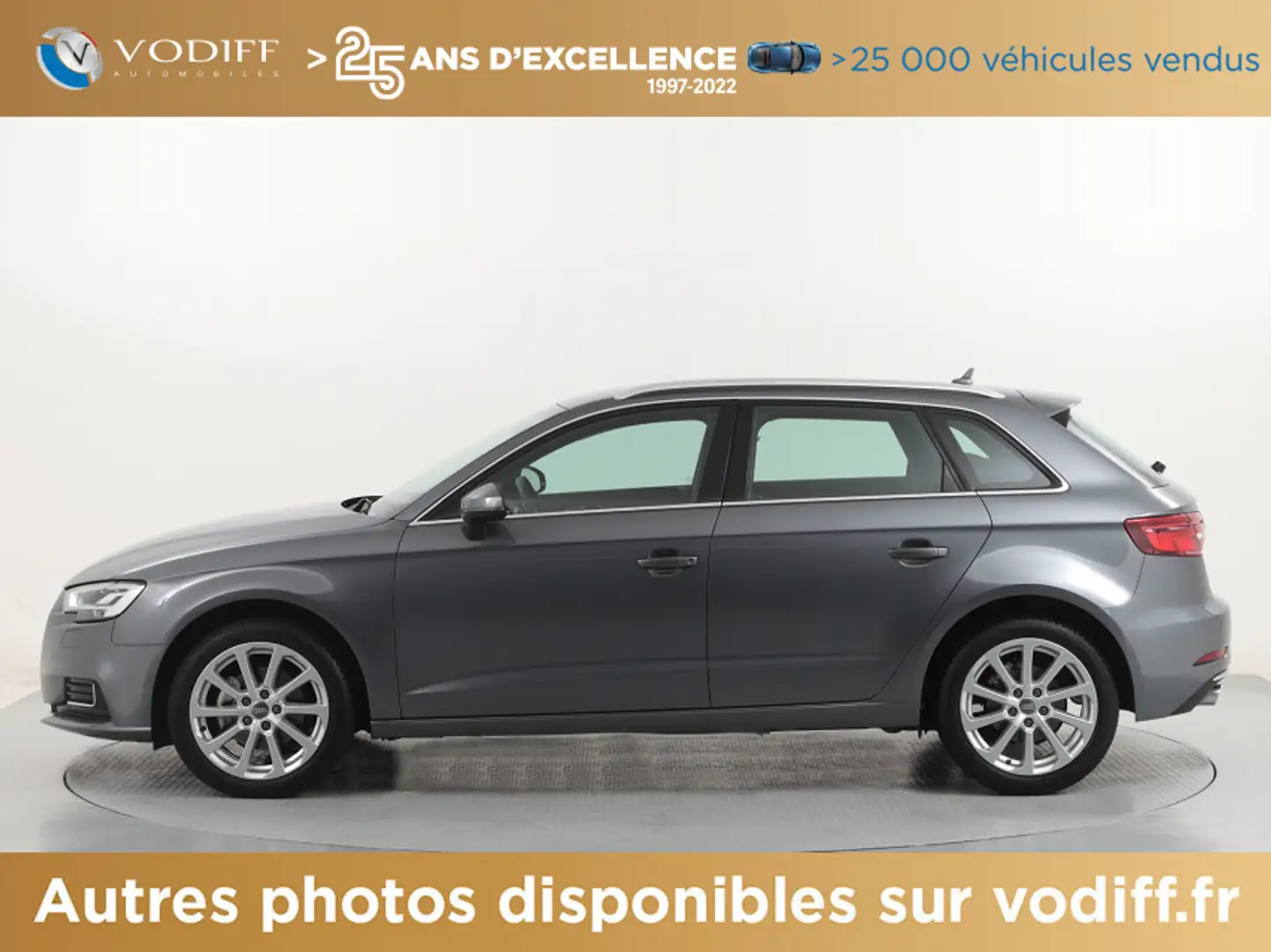 Audi A3 SPORTBACK 1.6 TDI 116 CV DESIGN Gris - 2