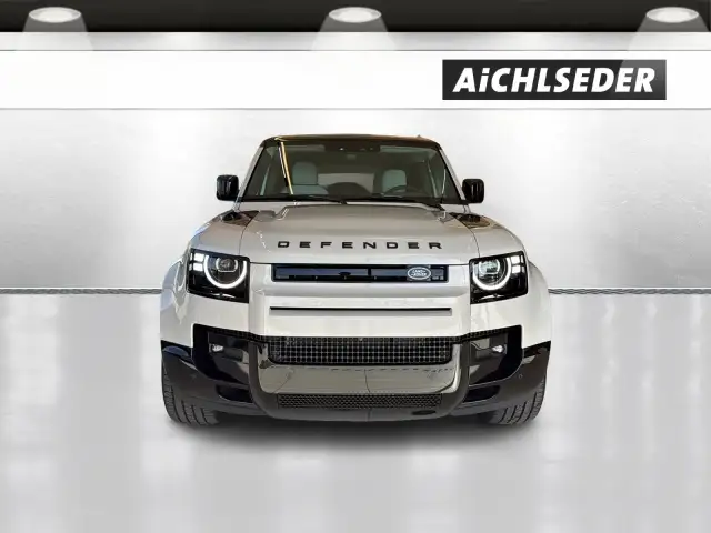 Land Rover Defender 110 D200 AWD AT X-Dynamic SE Ansicht 2