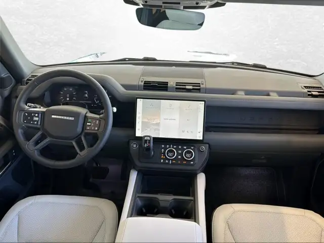 Land Rover Defender 110 D200 AWD AT X-Dynamic SE Ansicht 9