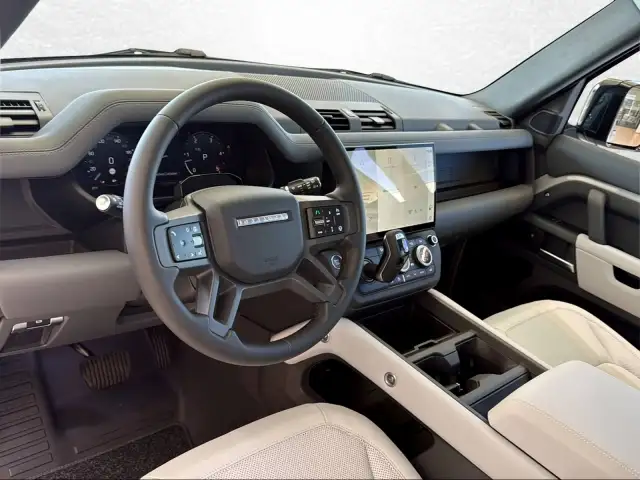 Land Rover Defender 110 D200 AWD AT X-Dynamic SE Ansicht 8