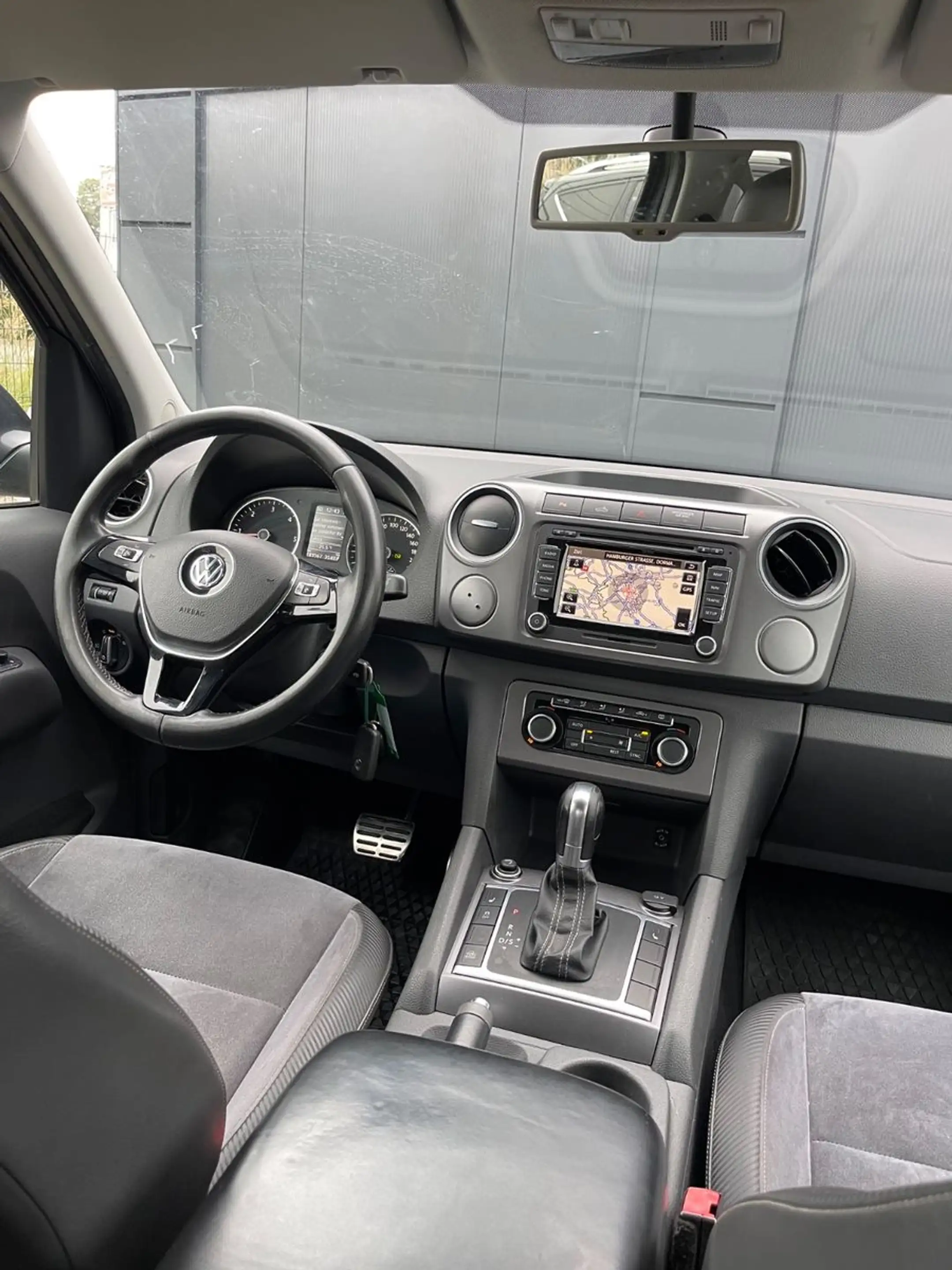 Volkswagen Amarok Ultimate DoubleCab 4Motion *Automatik — photo 12