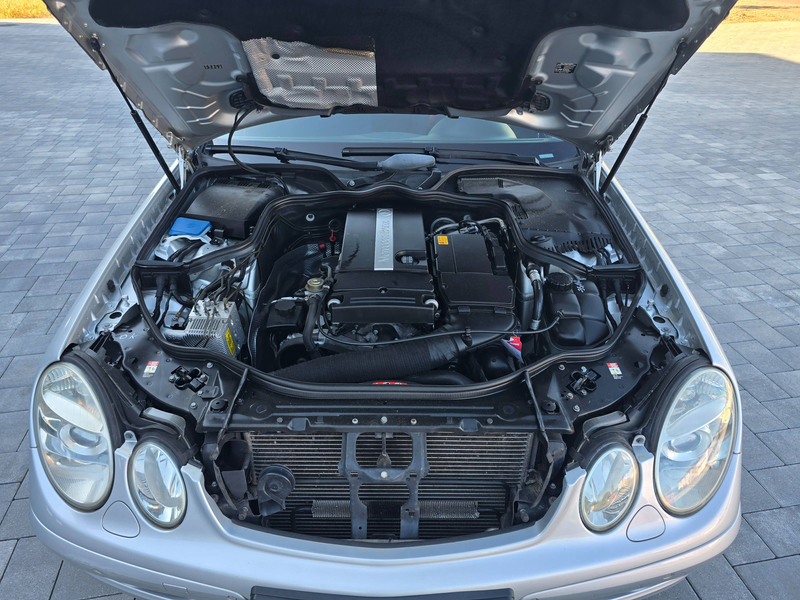 Mercedes-Benz E 200 E 200 Kompressor (211.042) — photo 4