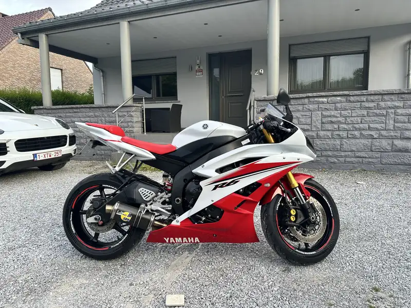 Yamaha YZF-R6 - foto 6