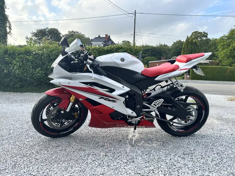 Yamaha YZF-R6 - foto 5