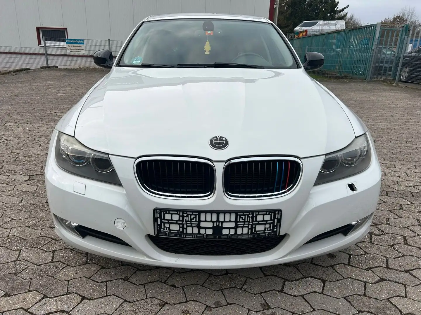 BMW 318 d Touring Comfort PDC+LM+XENON+SPORTSITZE Bianco - 2