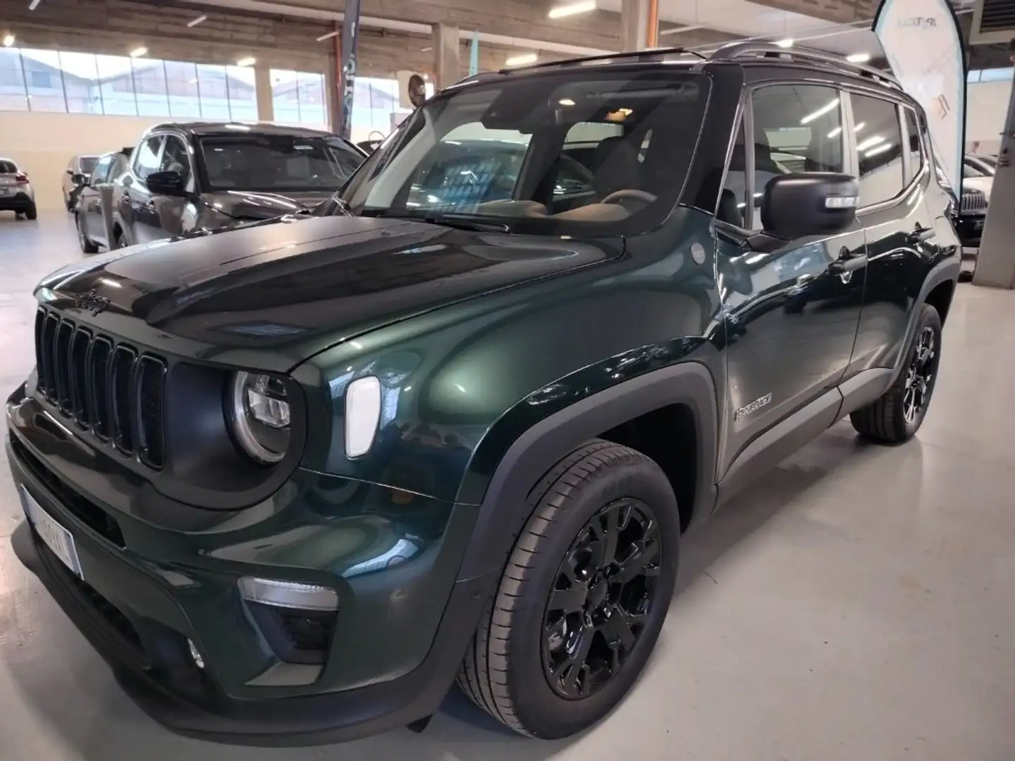 Jeep Renegade 1.3 T4 240 CV PHEV 4xe AT6 North Star Verde - 1
