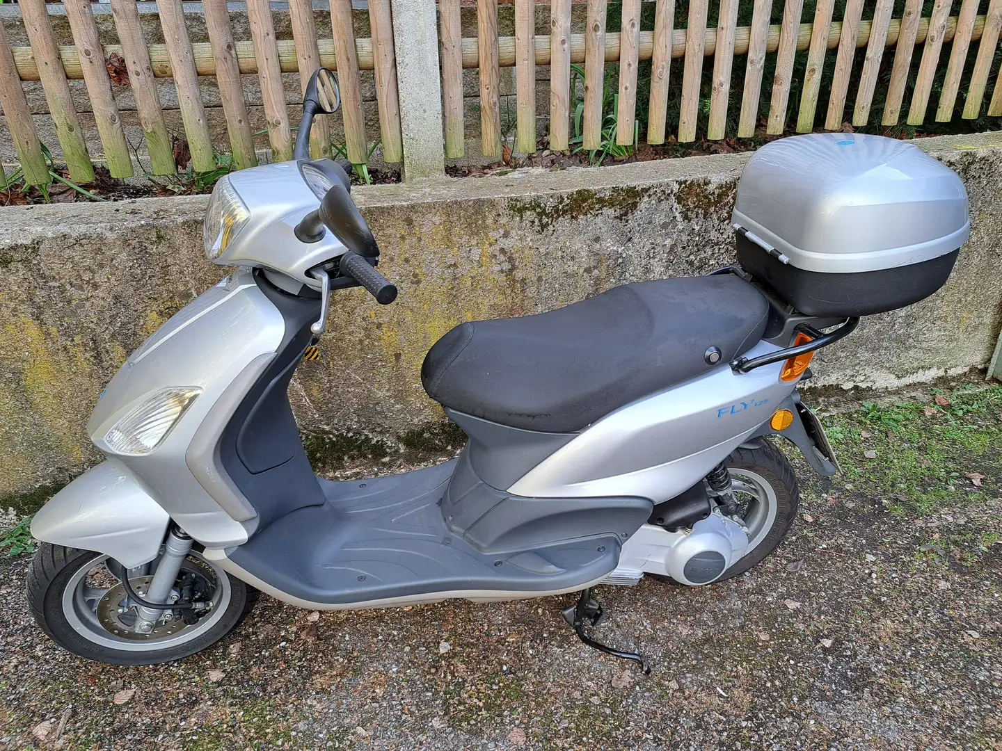 Vespa 125 Srebrny - 2